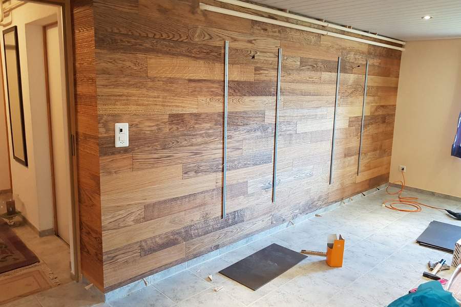 Parkett an die Wand Boden Direkt